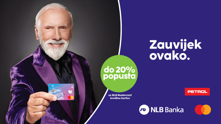 Stariji muškarac sa sijedom kosom i bradom, obučen u ljubičasto odijelo, drži NLB Mastercard kreditnu karticu u ruci i smiješi se. S desne strane slike nalazi se tekst „Zauvijek ovako.“ i krug sa porukom „do 20% popusta uz NLB Mastercard kreditne kartice“. U dnu su logotipi Petrol, NLB Banka i Mastercard.